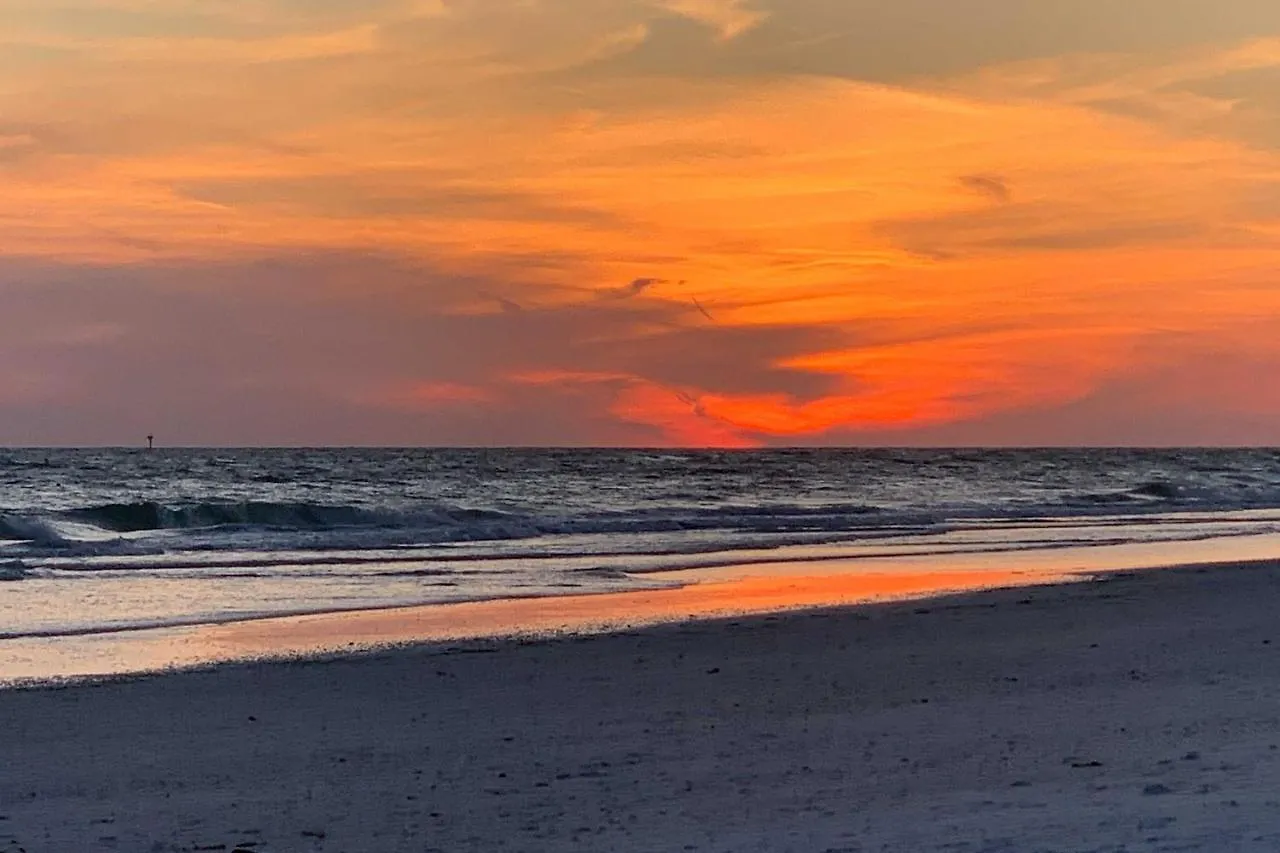 Appartamento Bright Coastal Walk To Lido Key Beach! *