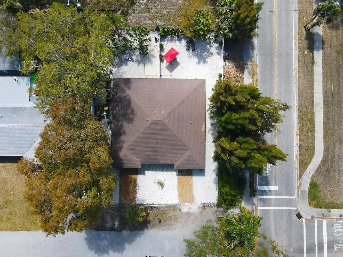 Cute House Near Downtown Holiday home