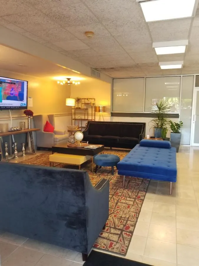 Aparthotel Newly Remodeled Cozy Unit Cay Club Close To Airport, Beaches And Shops