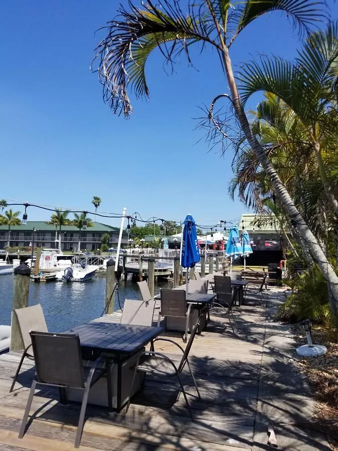 Newly Remodeled Cozy Unit Cay Club Close To Airport, Beaches And Shops Sarasota