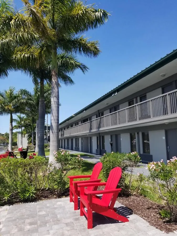 Aparthotel Newly Remodeled Cozy Unit Cay Club Close To Airport, Beaches And Shops