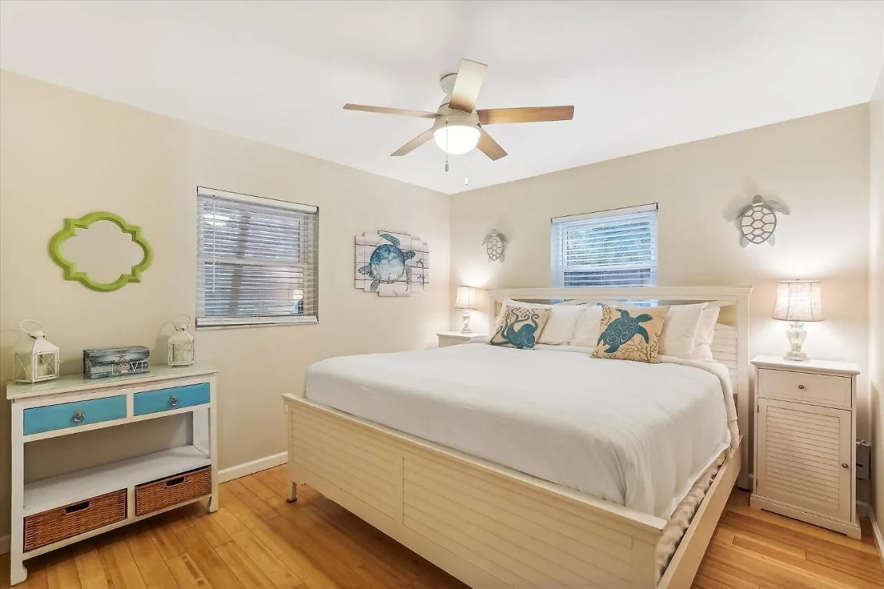Sapphire Shores - W/ Heated Pool And Backyard Oasis * Sarasota
