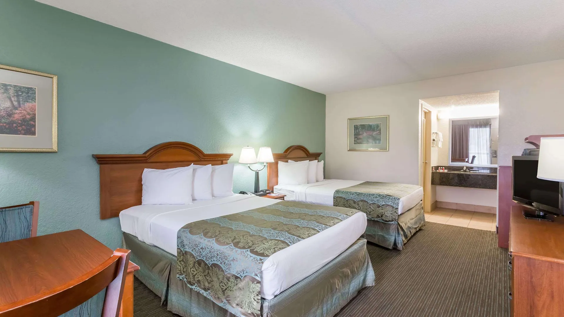 Hotel Baymont By Wyndham