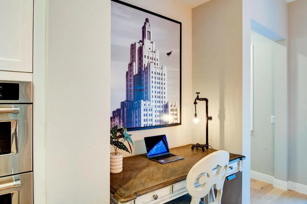 Luxury In Downtown Sarasota, Htd Pool/hot Tub Vakantiehuis