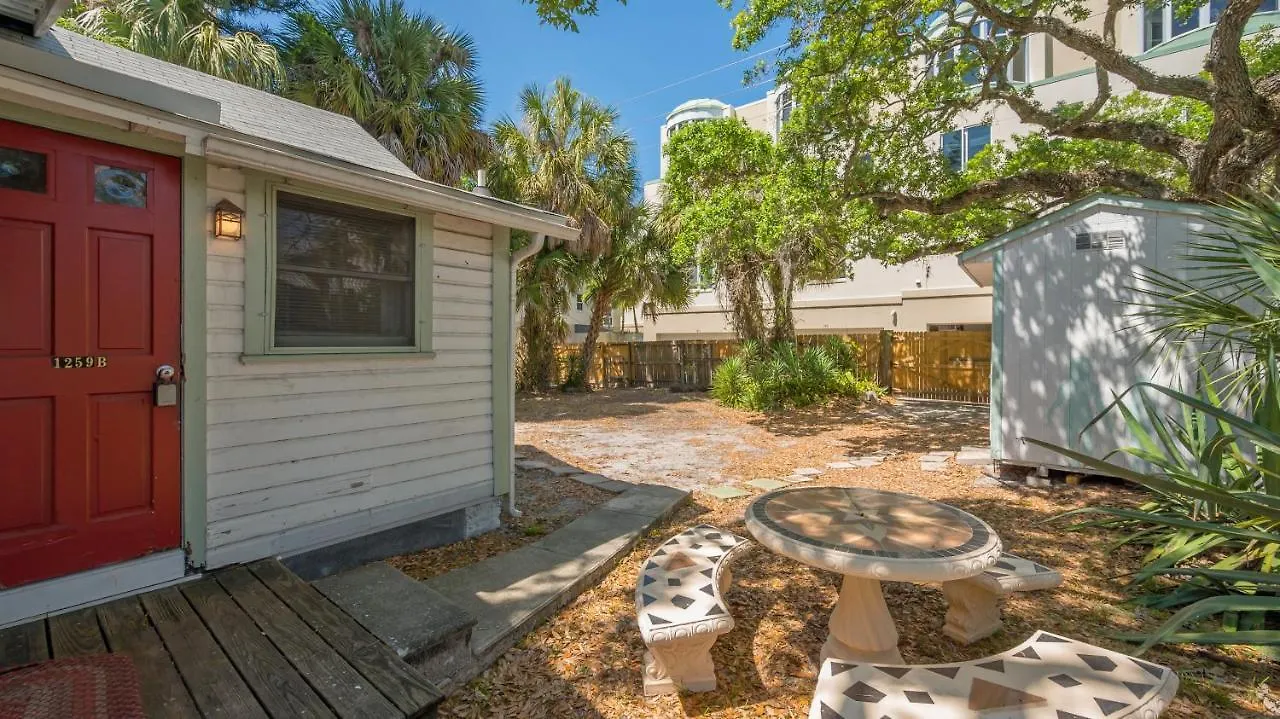 Perfect Downtown Space-walk To Library, Theater Apartment *