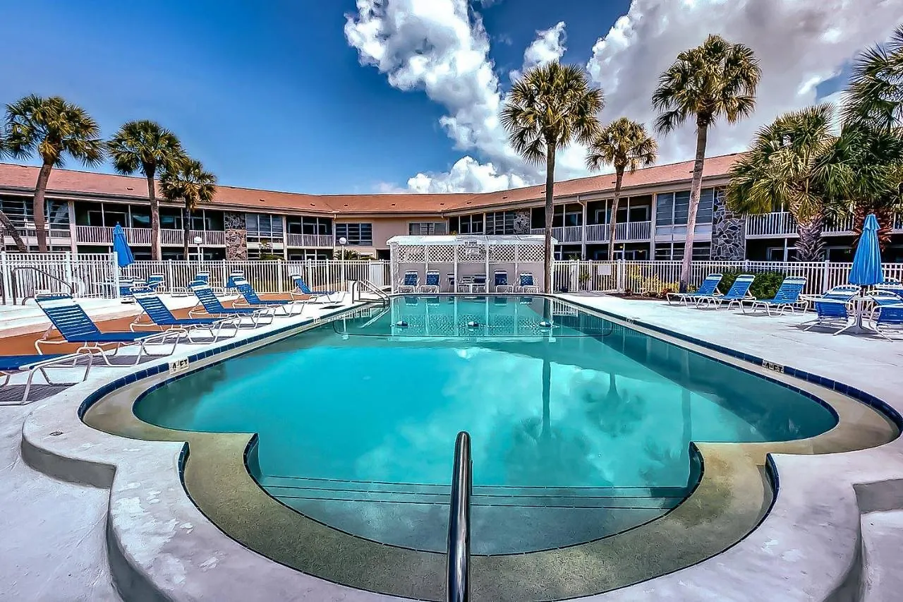 Kingston Arms On Lido Key, 1br