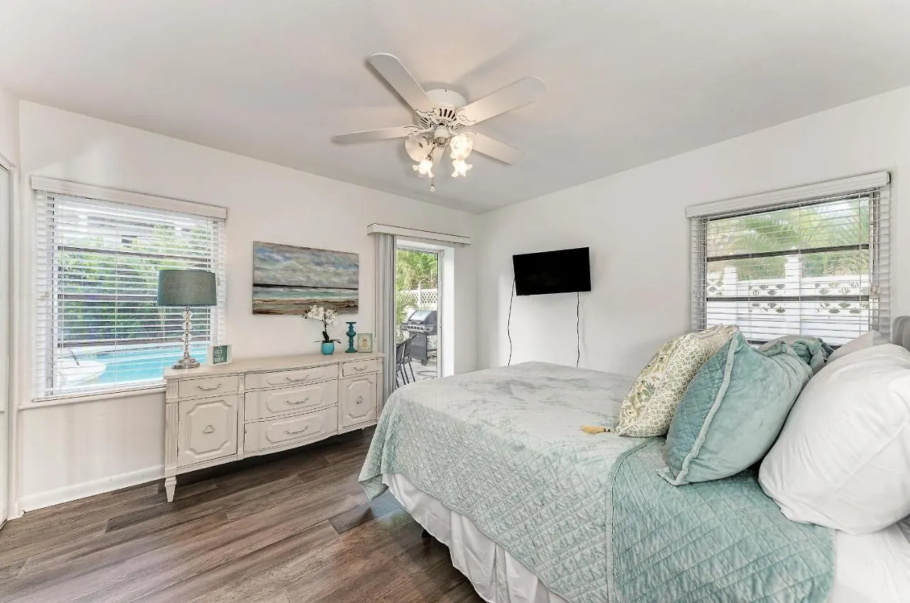 The On Lido Key Holiday home *