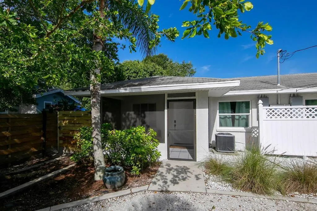 Charming Old Florida 15 Mins From Beaches * Sarasota