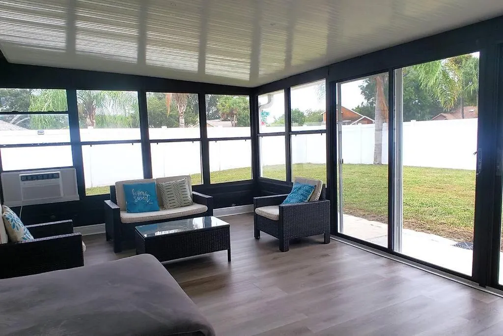 Hidden Gem In Sarasota, Utc Mall, Nathan Benderson Park, Siesta Key Holiday home Sarasota