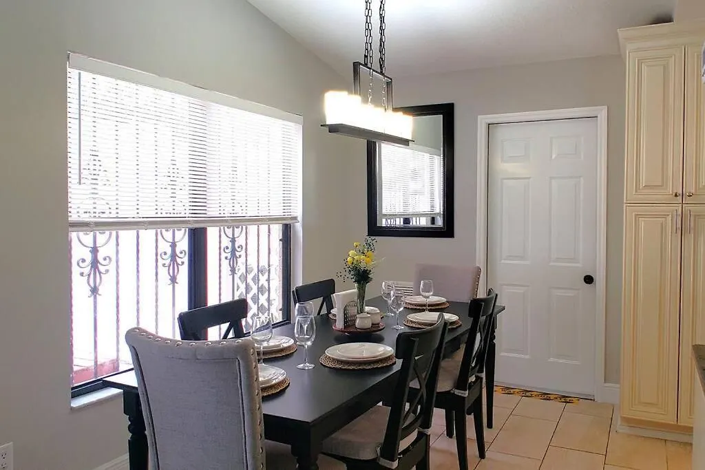Hidden Gem In Sarasota, Utc Mall, Nathan Benderson Park, Siesta Key Holiday home Sarasota