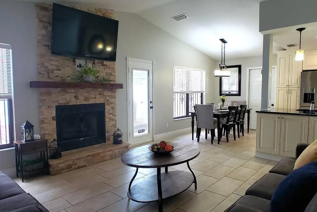 Hidden Gem In Sarasota, Utc Mall, Nathan Benderson Park, Siesta Key Holiday home Sarasota