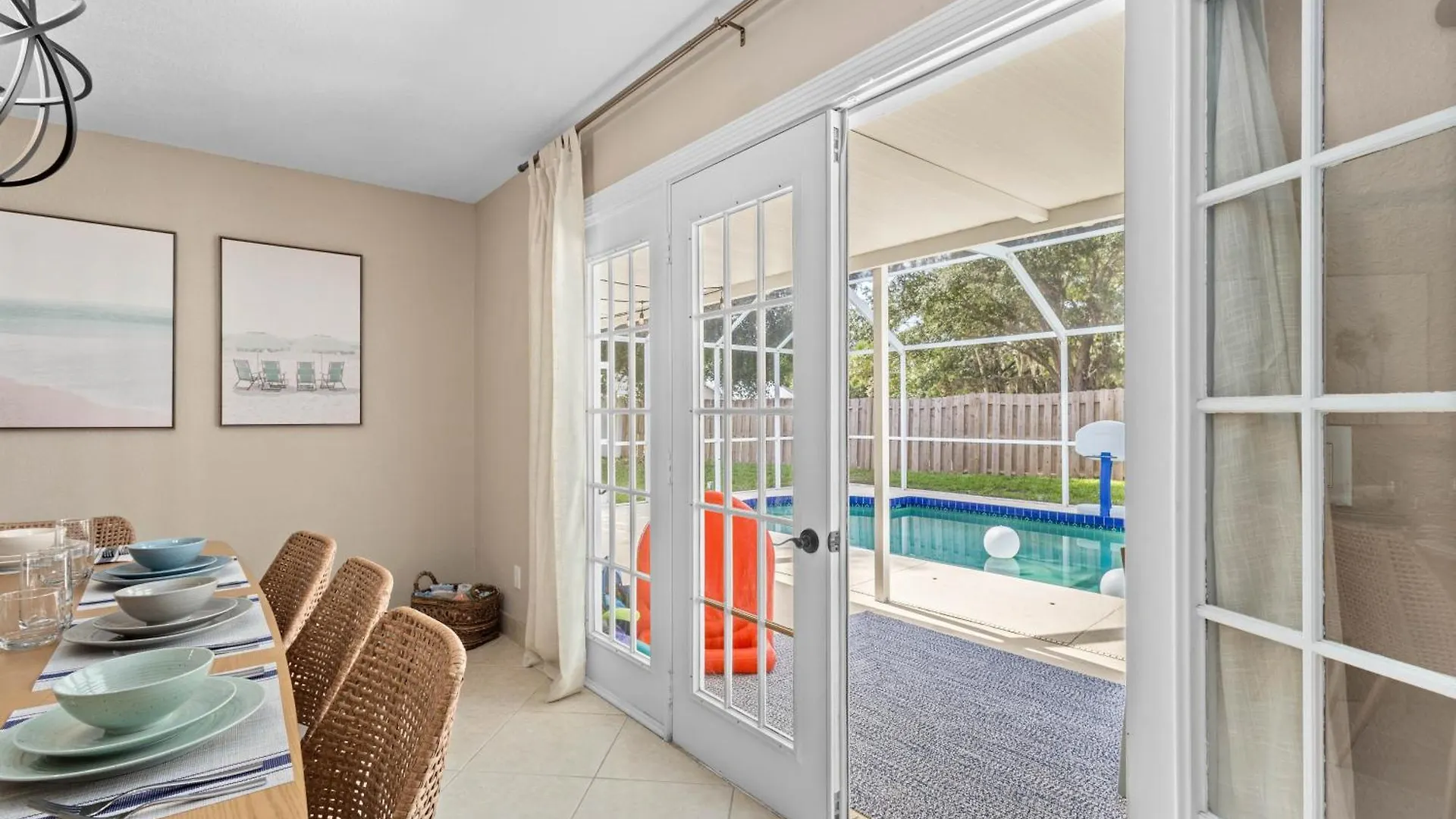 Holiday home Sunny Days-family Friendly Private Heated Pool