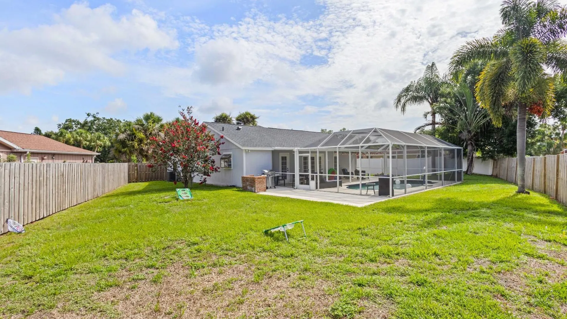 Sunny Days-family Friendly Private Heated Pool *
