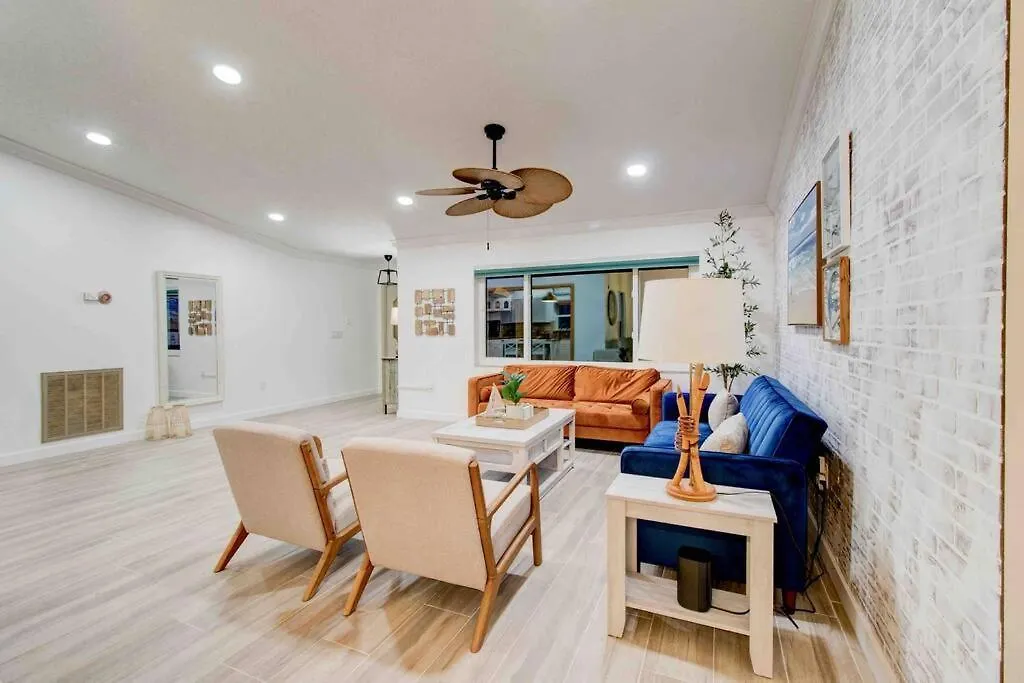 The Palms House Retreat Holiday home
