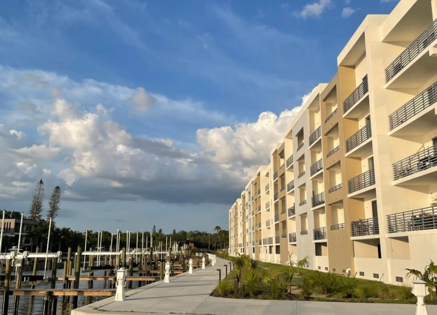Seahorse 316 Sarasota