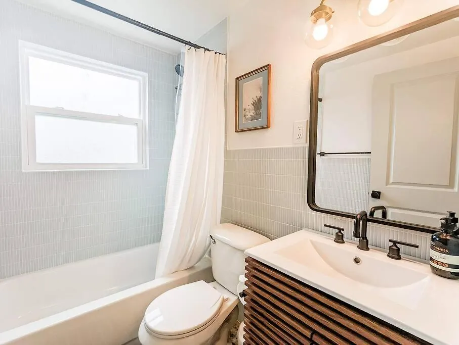 Downtown Mid-century Appartement *