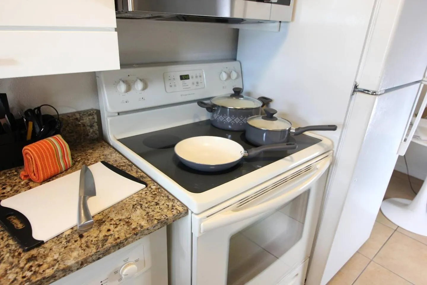Apartment Cozy Retreat Close To Hospital