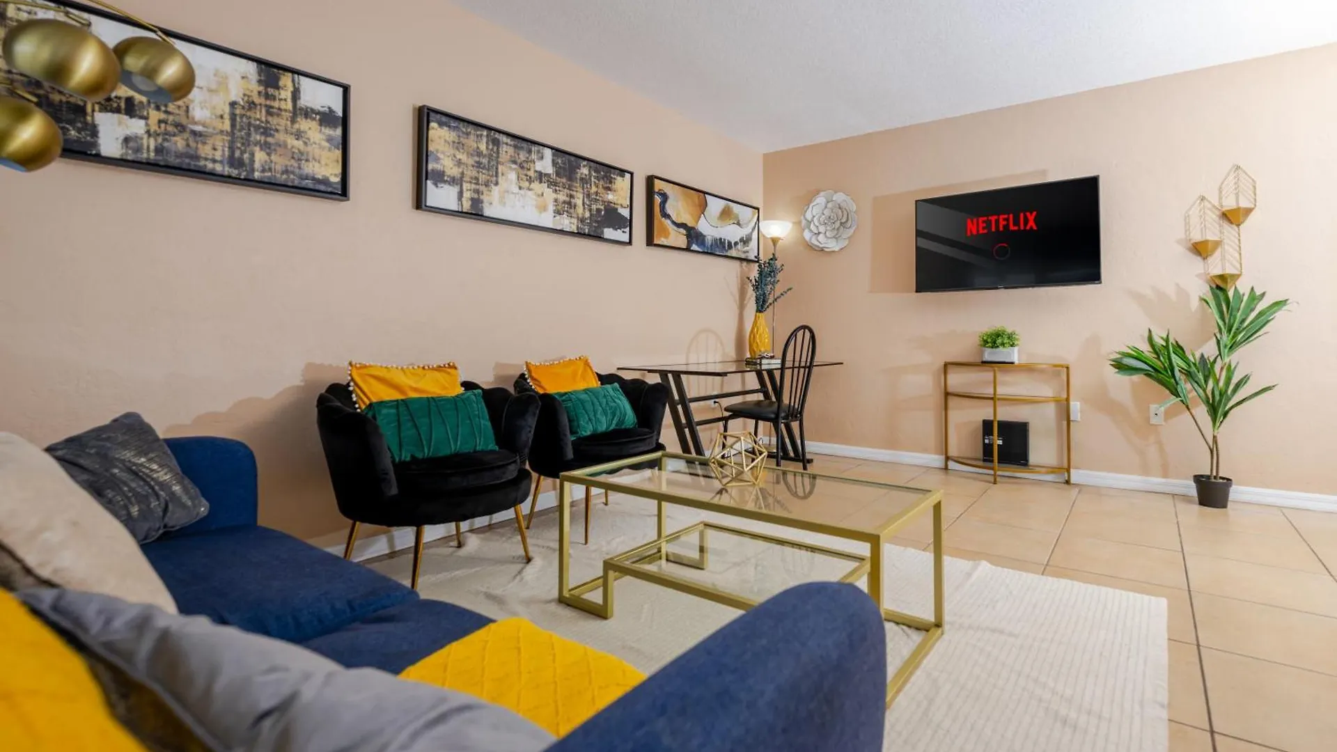 Urban Healing Haven Downtown Gem Apartment *