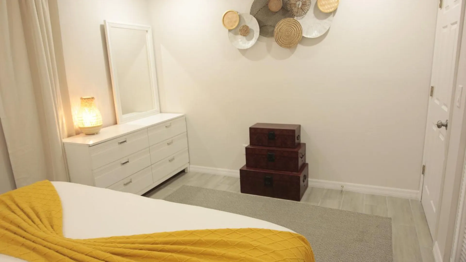 2 King Beds Airport Ballet