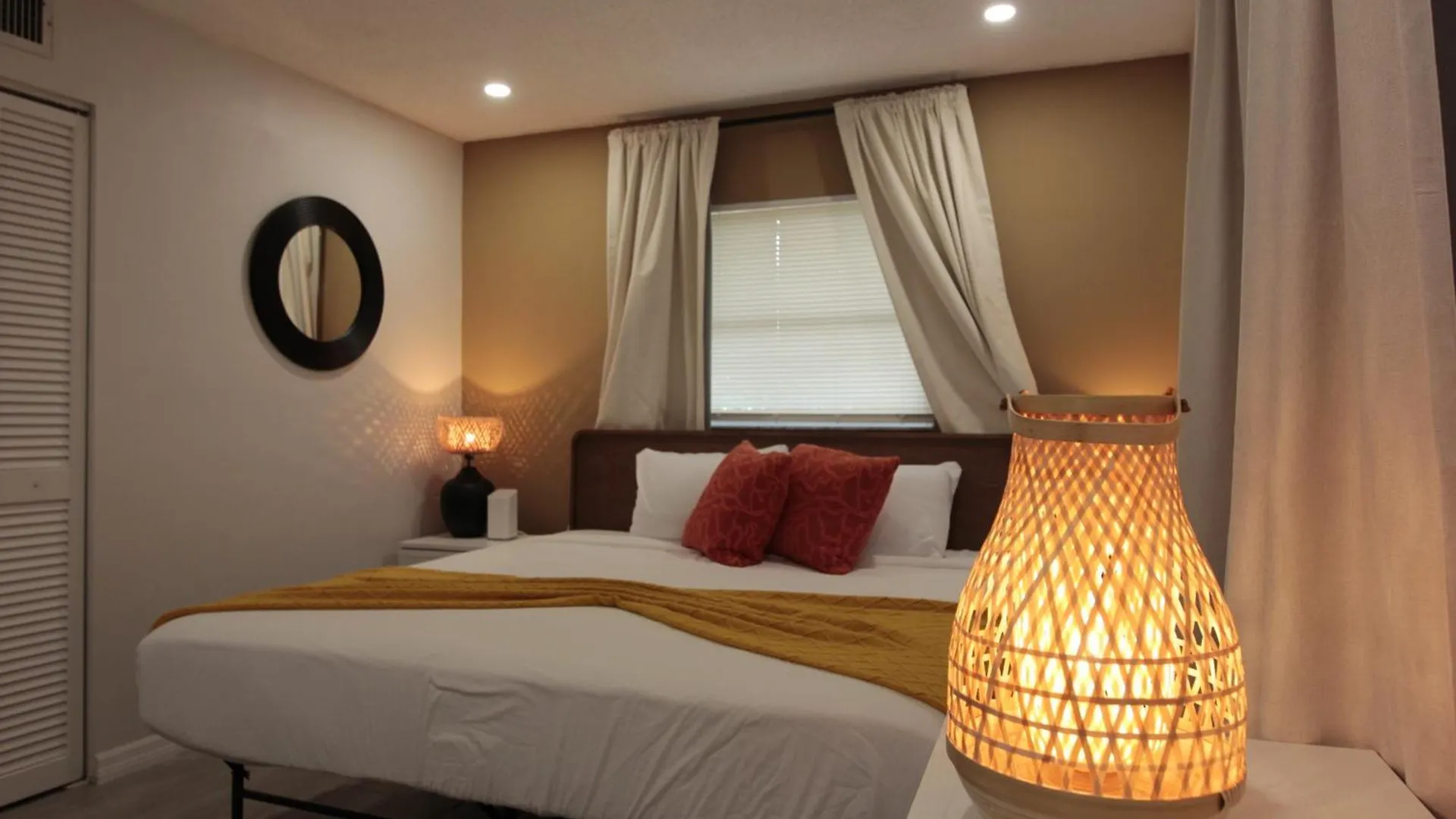 Holiday home 2 King Beds Airport Ballet Sarasota