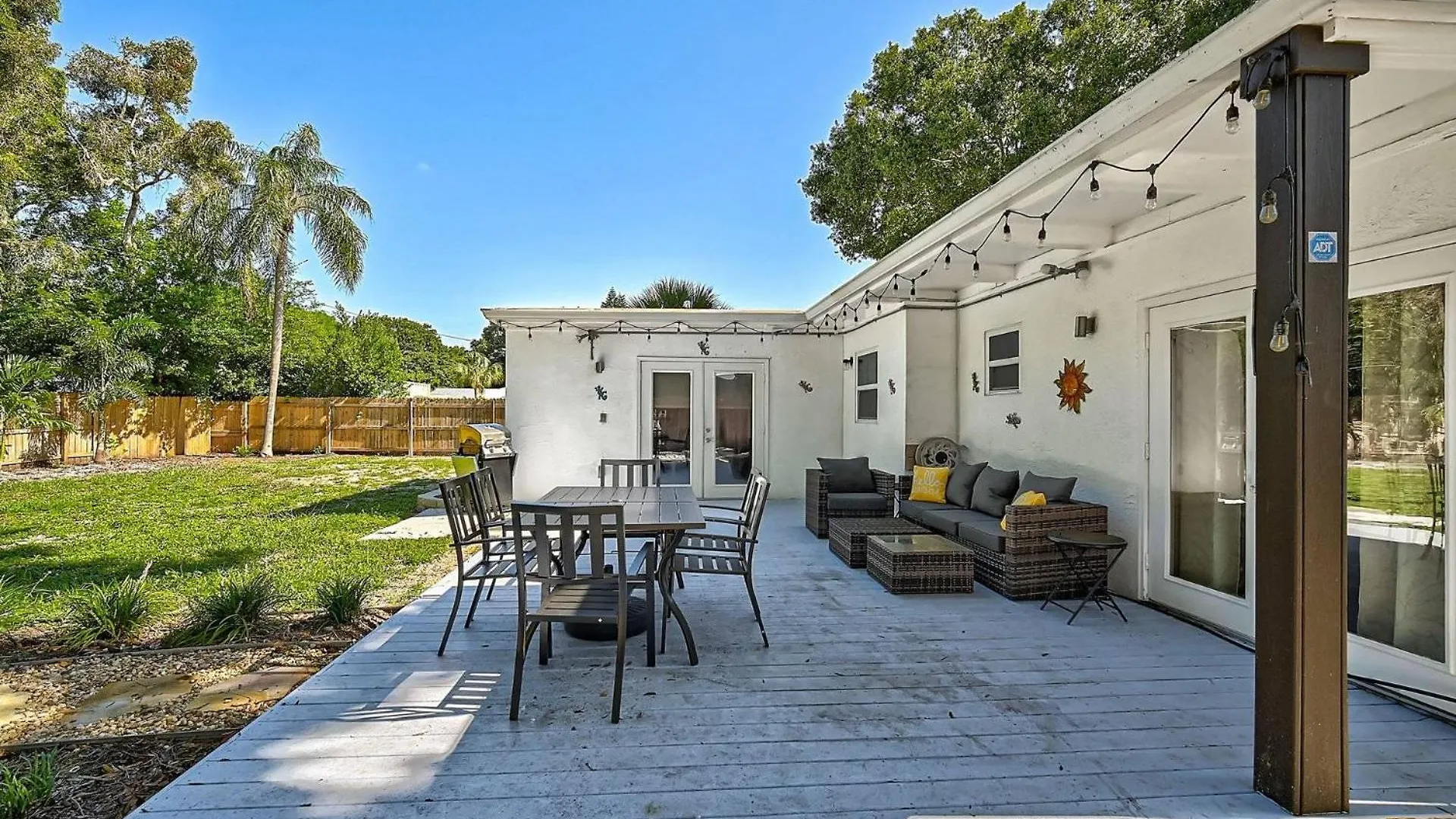 Hacienda Del Sol