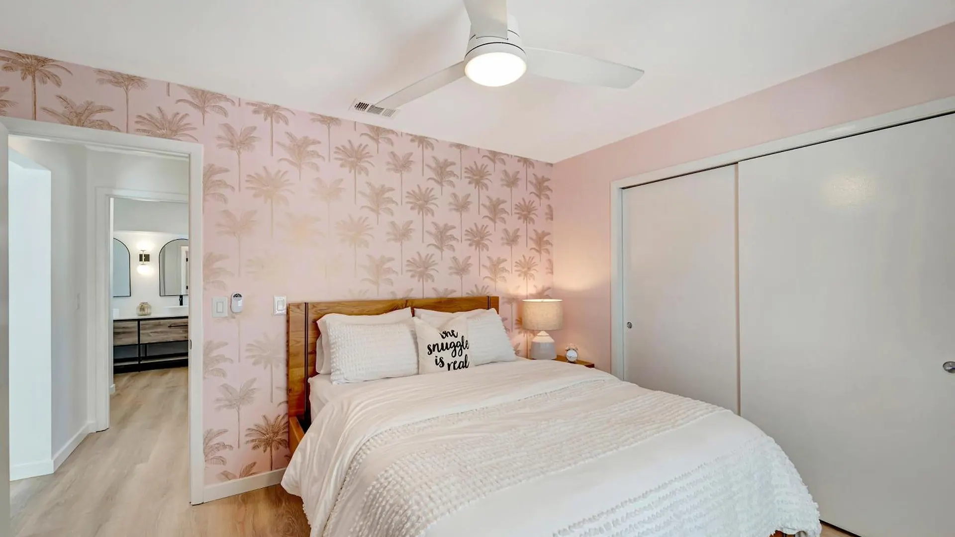 The Posh Flamingo Holiday home