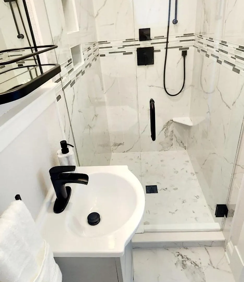 Holiday home Gem In Laurel Park, Newly Remodeled, Near Downtown Sarasota