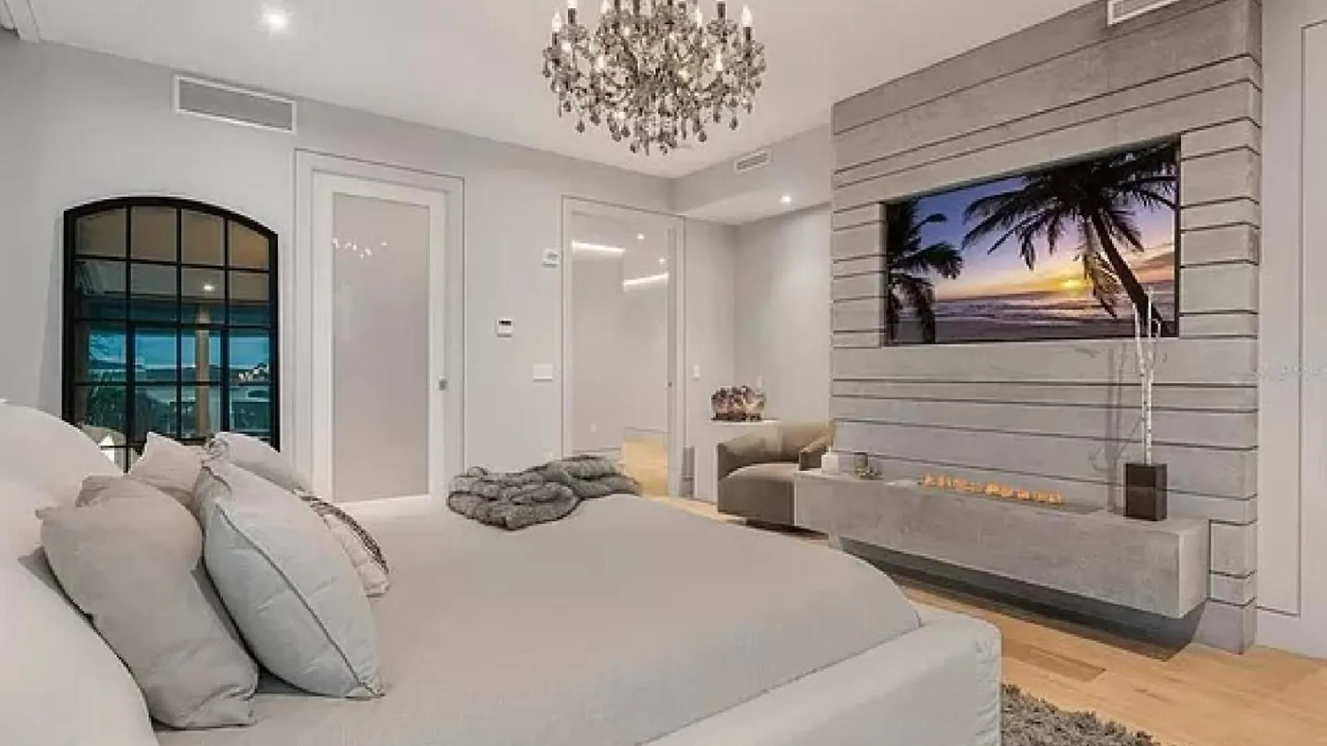 Apartment Modern Waterfront In *