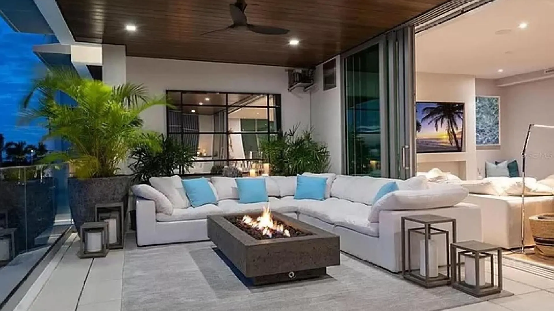 Apartment Modern Waterfront In