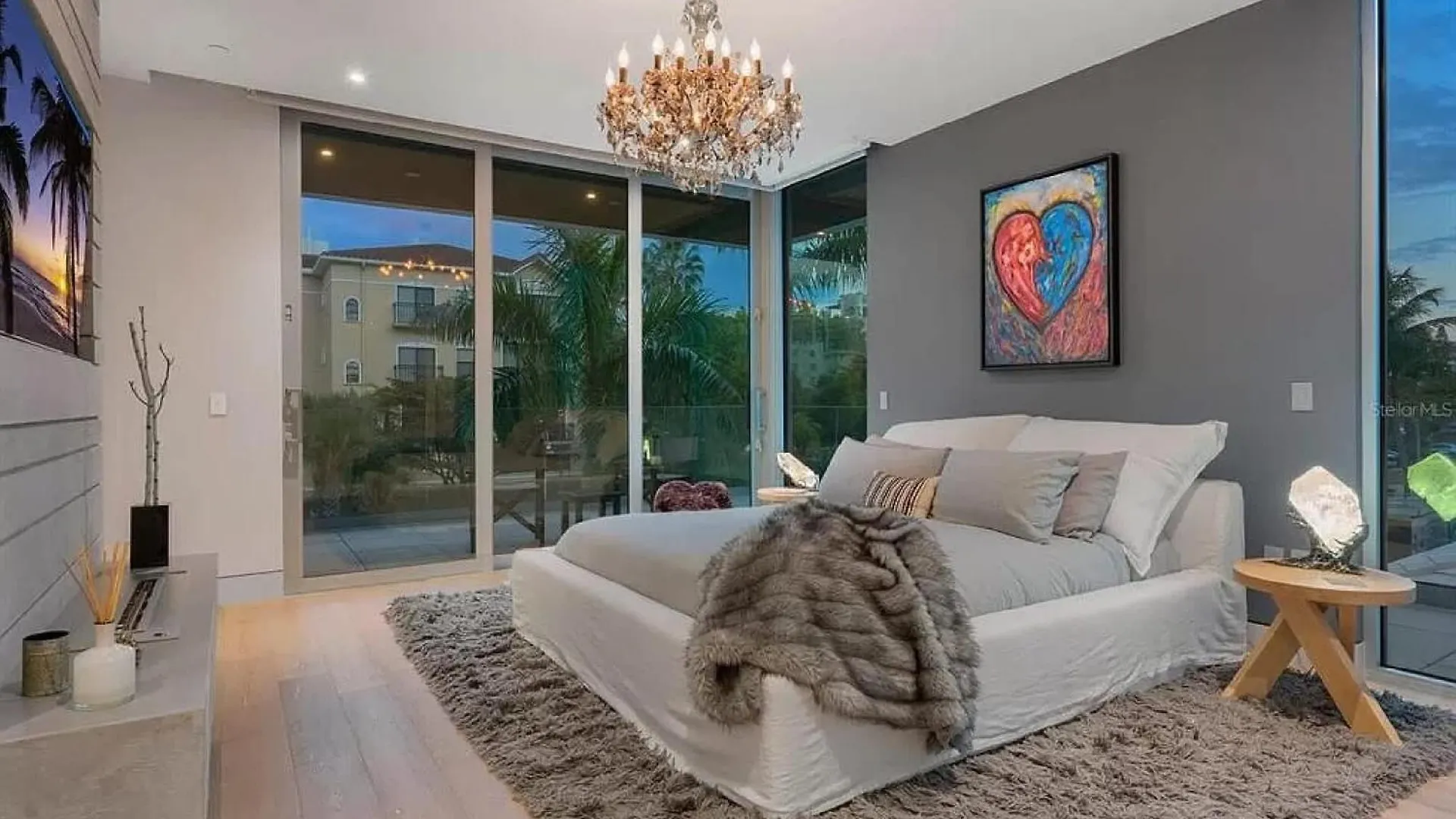 Apartment Modern Waterfront In