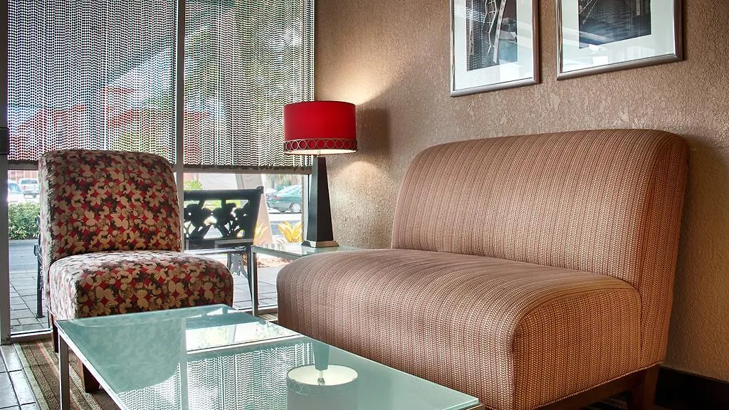 Hotel Baymont By Wyndham