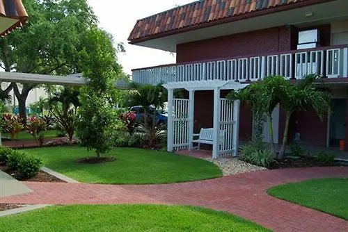 Baymont By Wyndham Hotel 2*