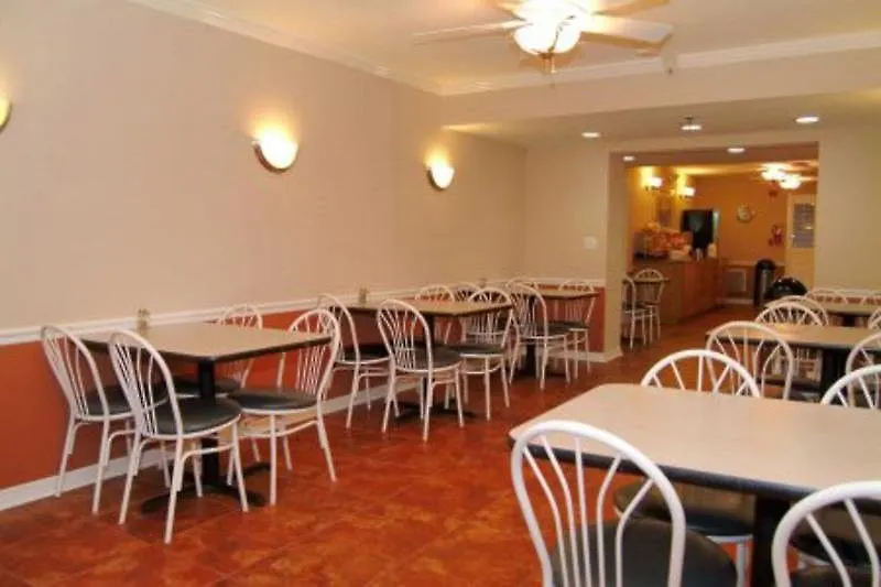 Baymont By Wyndham Hotel 2*