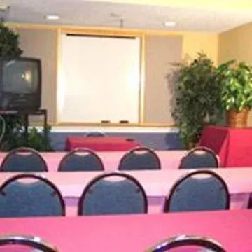 Hotel Baymont By Wyndham