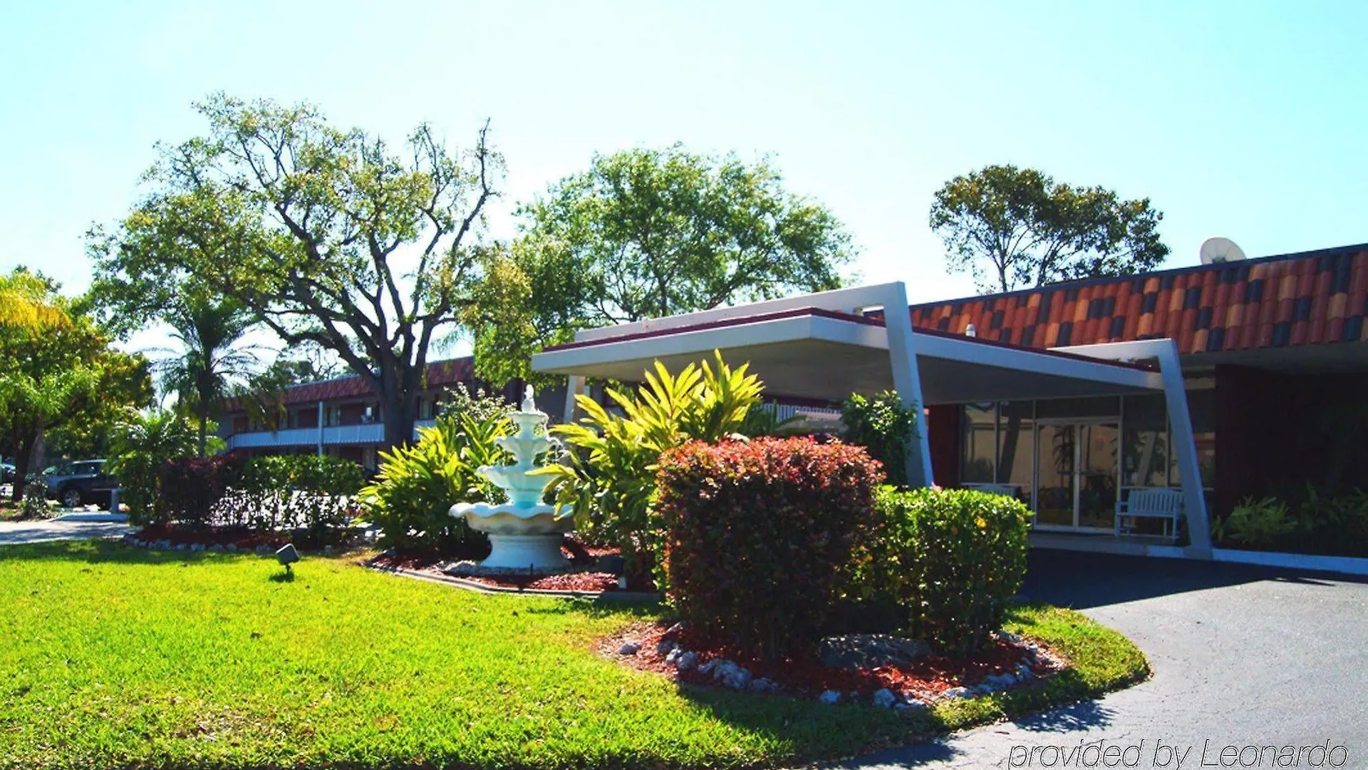 Baymont By Wyndham Hotel 2*