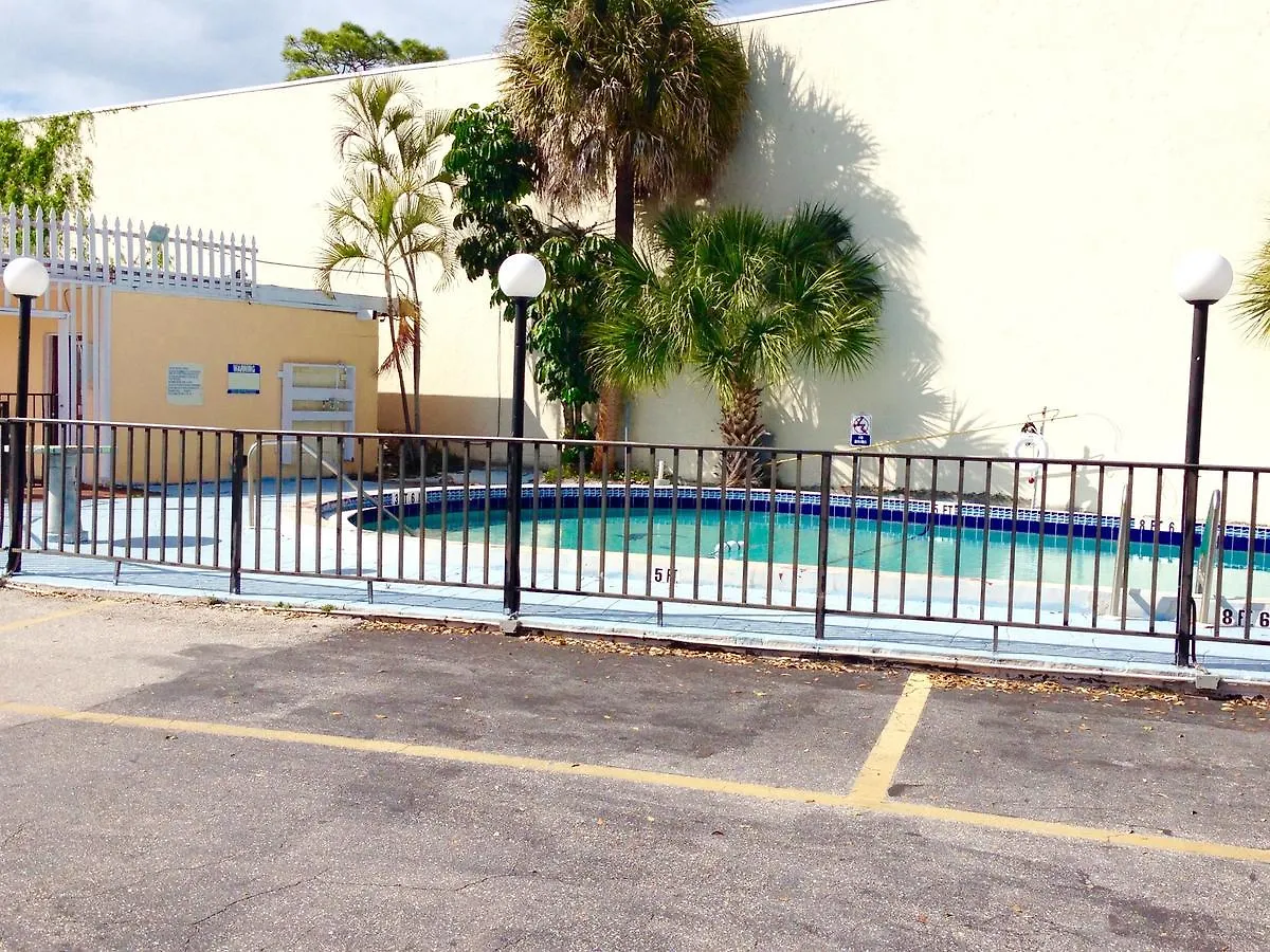 Cadillac 2* Sarasota