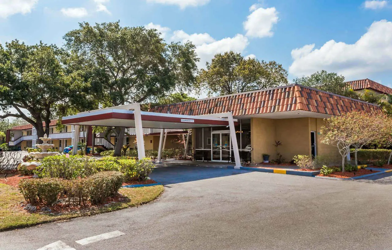 Baymont By Wyndham Hotel 2*