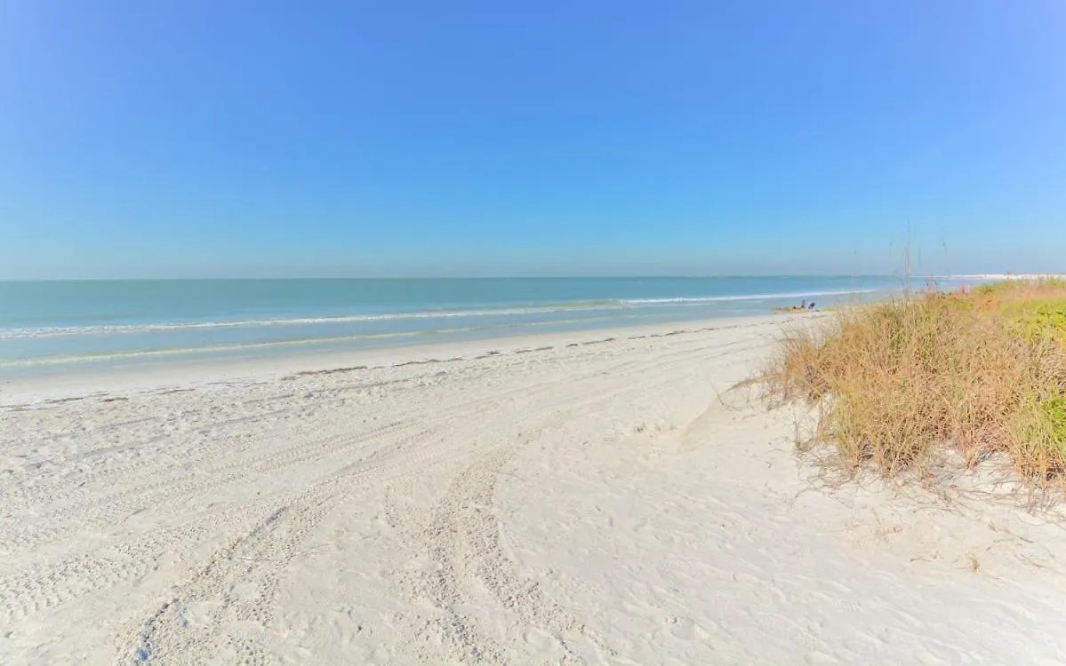 King Bed - Walk To St. Armand's Circle And Lido Beach In Minutes! Sarasota