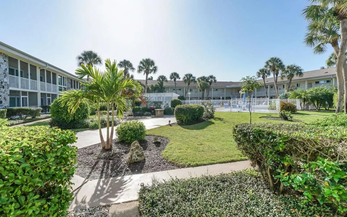 King Bed - Walk To St. Armand's Circle And Lido Beach In Minutes! Apartment
