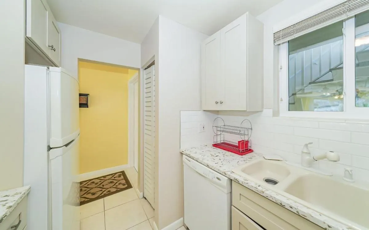 King Bed - Walk To St. Armand's Circle And Lido Beach In Minutes! Sarasota