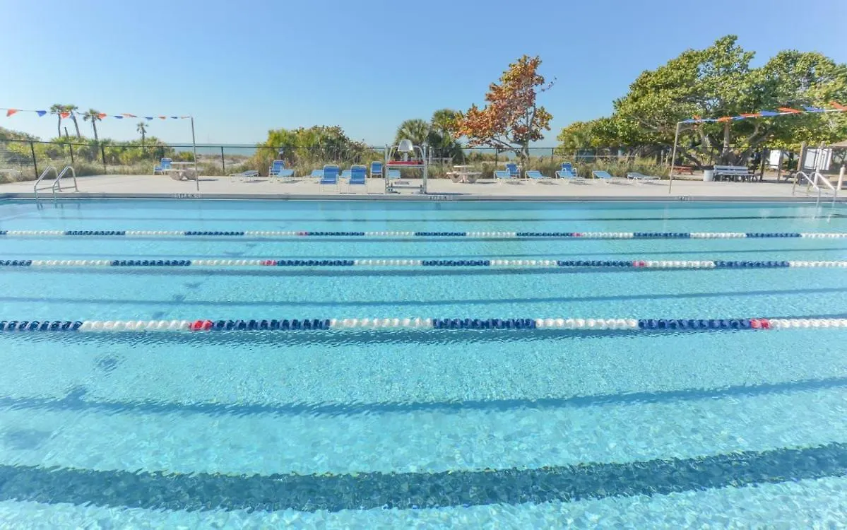 Apartment King Bed - Walk To St. Armand's Circle And Lido Beach In Minutes! *