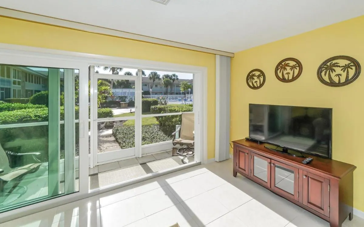 Apartment King Bed - Walk To St. Armand's Circle And Lido Beach In Minutes! *