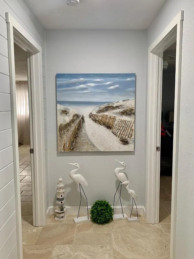 Modern Coastal Near Siesta Key And Downtown Sarasota