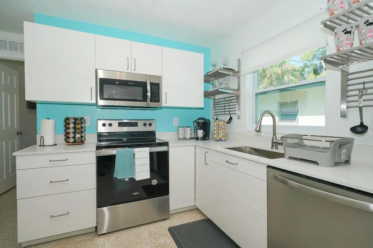 Modern & Fresh - Less Than 3 Miles To The Beach! * Sarasota