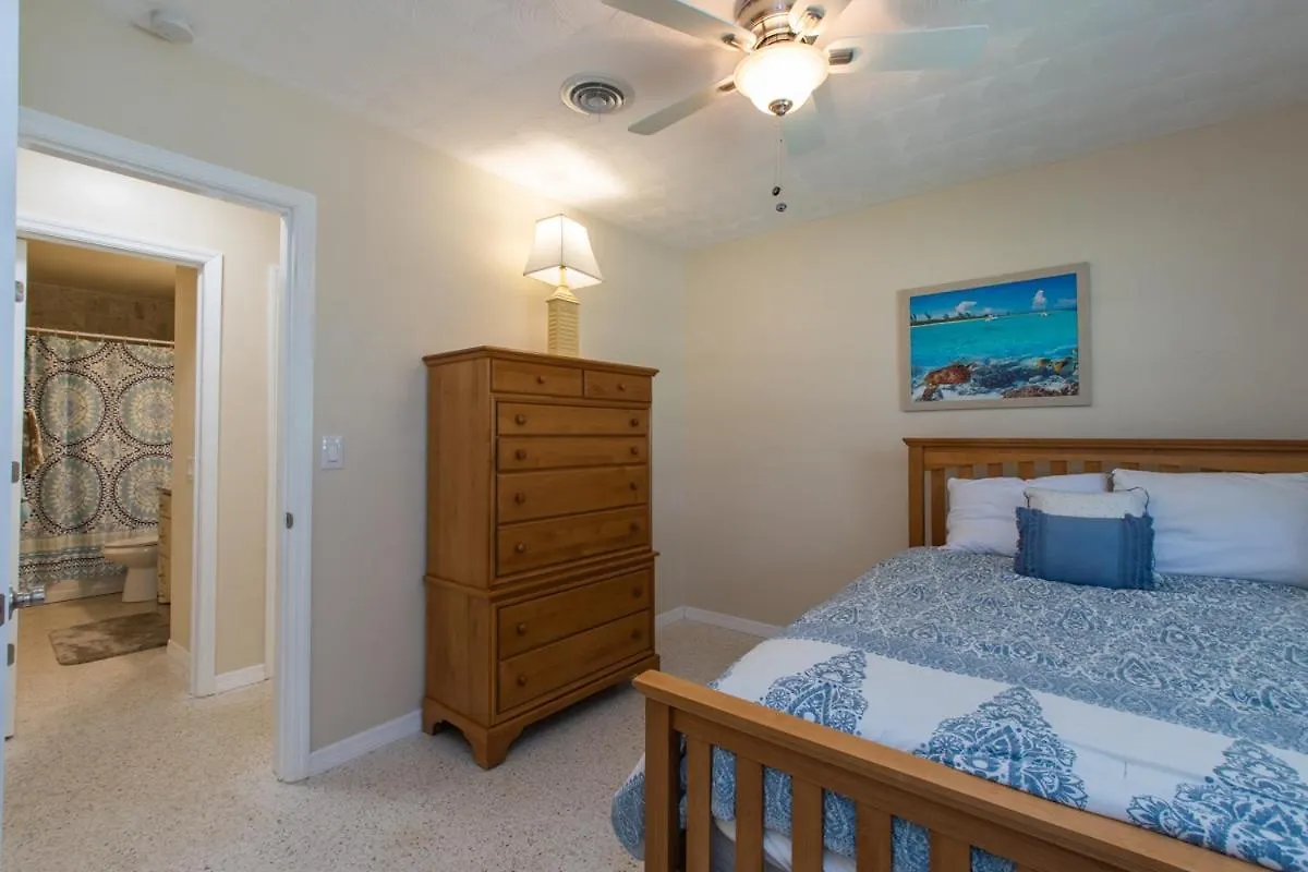 New York Avenue Rancher Holiday home