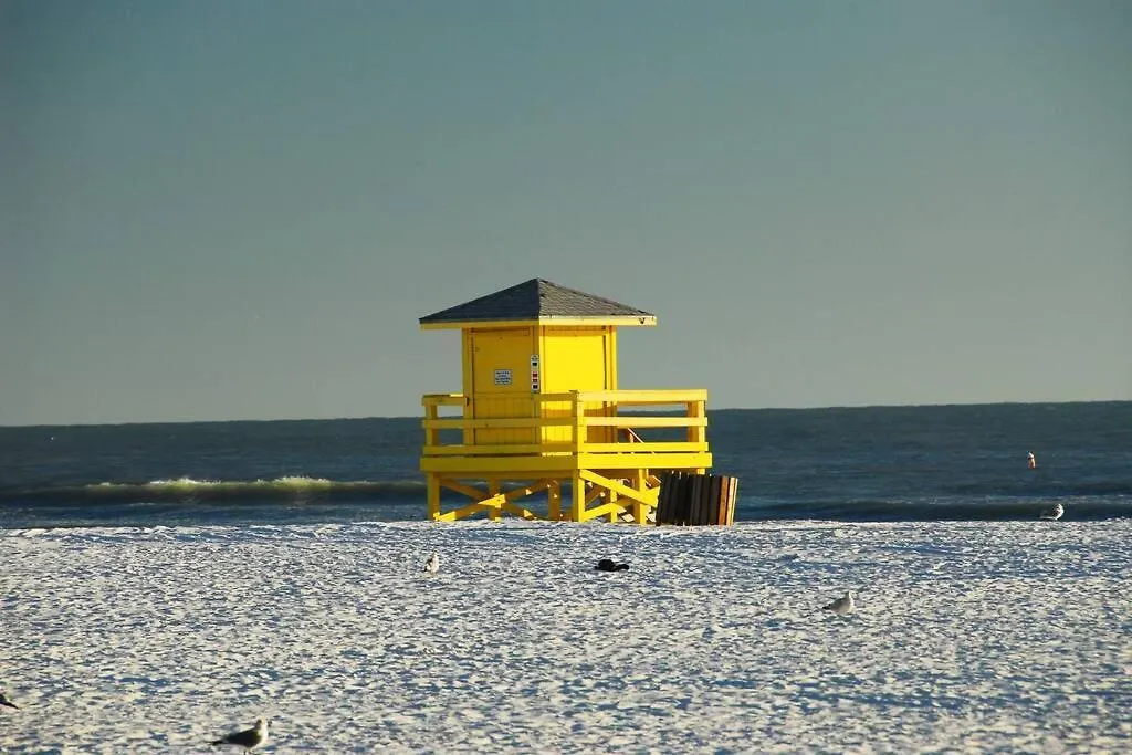 Siesta Key Village-suite #1: A Block To The Beach! Apartment