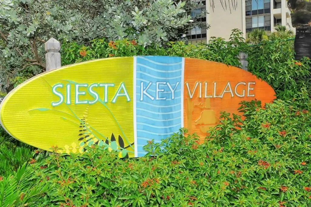 Siesta Key Village-suite #3: A Block To The Beach! Apartment