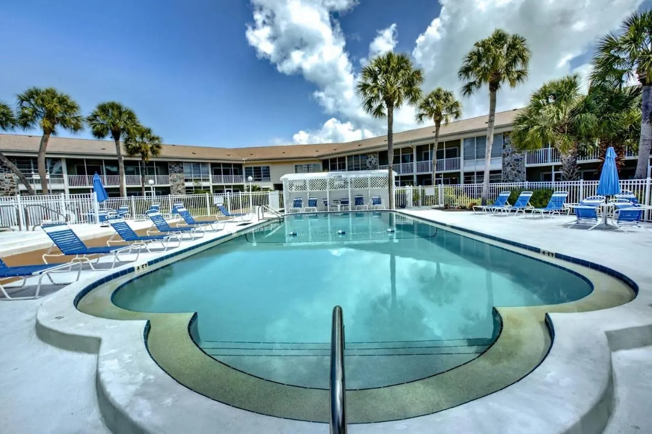 Kingston Arms 1st Floor Right * Sarasota