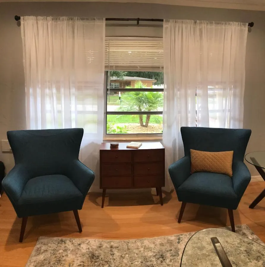 Boho Vibe 3b/2b Centrally Located Alta Vista * Sarasota