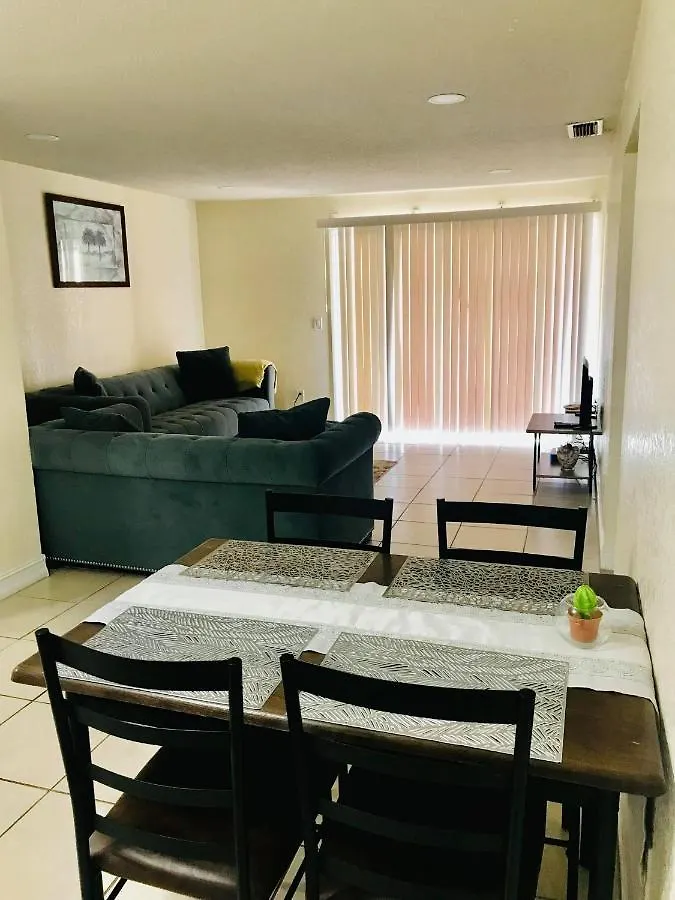 Apartment Spacious Close To Siesta Sarasota